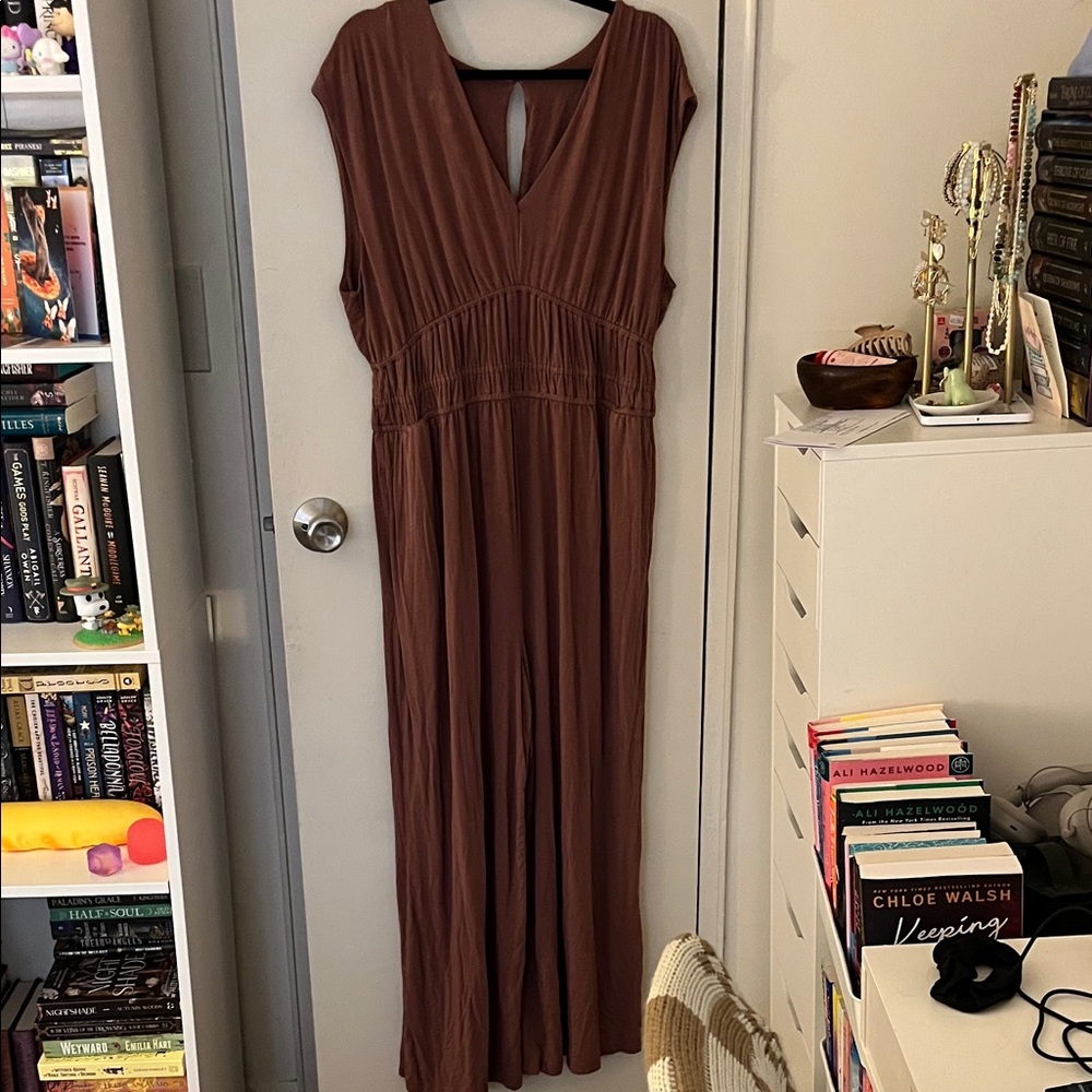 Elegant Brown Sleeveless Jumpsuit